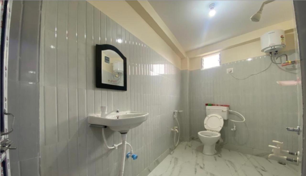 Hotel Ilora By Wb Inn Tarapith Εξωτερικό φωτογραφία